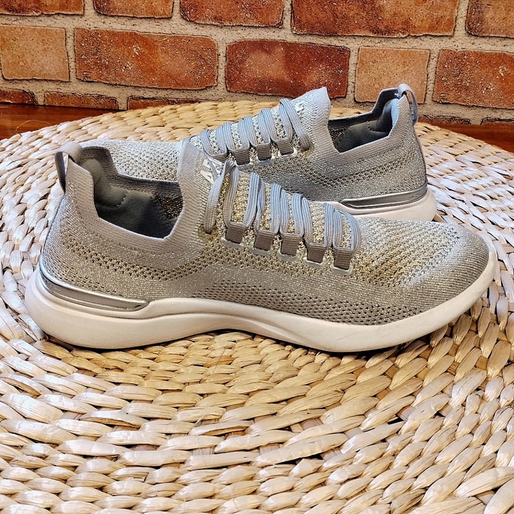APL TechLoom Breeze Silver Running Shoes W US Size 8